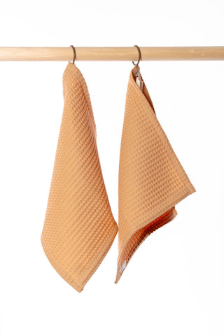 Caramel Cotton Waffle Bath Towel with Loop