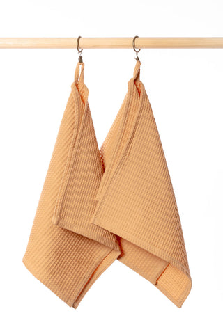 Caramel Cotton Waffle Bath Towel with Loop