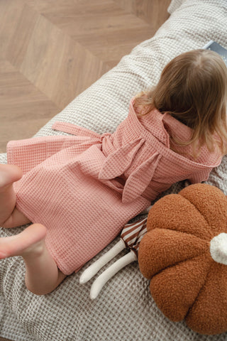 Nuss rozā bērnu halāts ar kapuci, mīksts bērnu halāts | Nuss soft kids waffle cotton bathrobe in pink colour