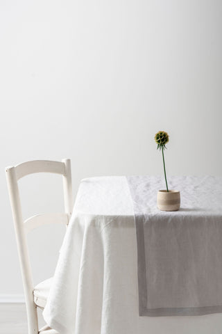 lina celiņš pelēks no sāna